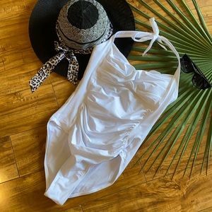 NWOT  Tummy control swimsuit